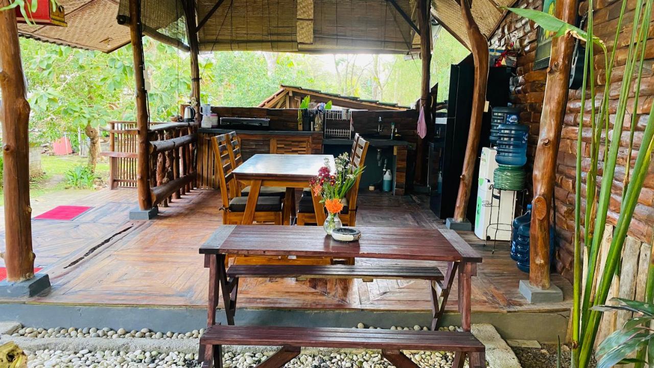 Pondok Sari Homestay Ungasan Екстериор снимка